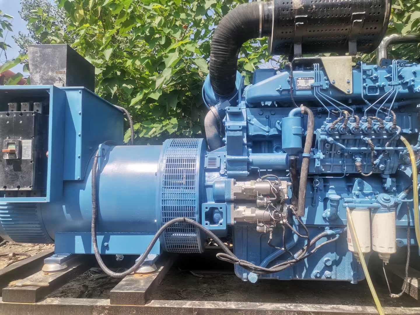 佛子山镇详细说明降低 800kW 柴油发电机输出电流波动的方法